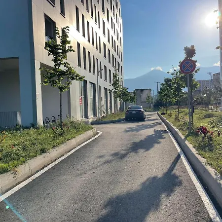 Jona Lovely 2 Bedroom 2 Bathroom Ap Free Parking Tirana